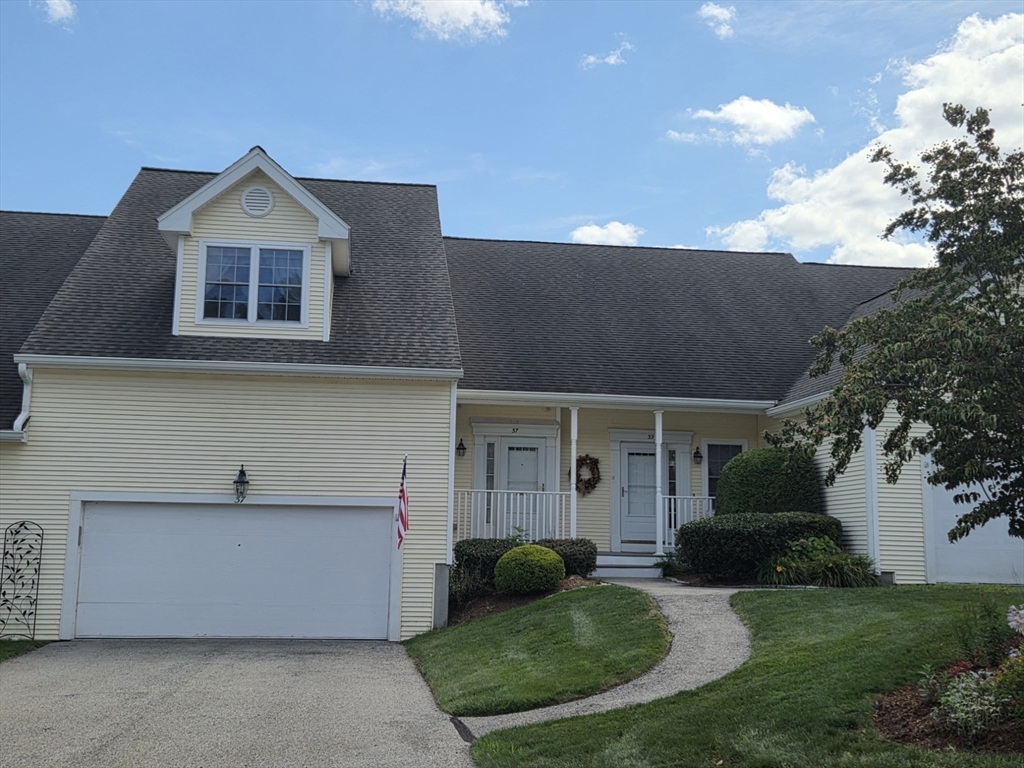37 HORNE Way #37 in Millbury
