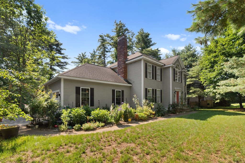 705 Main St in Acton