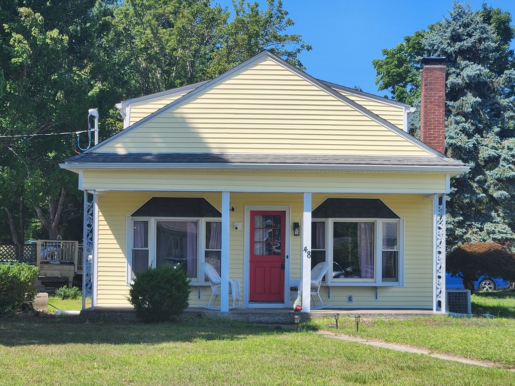 48 Captain Courtois Dr in Attleboro