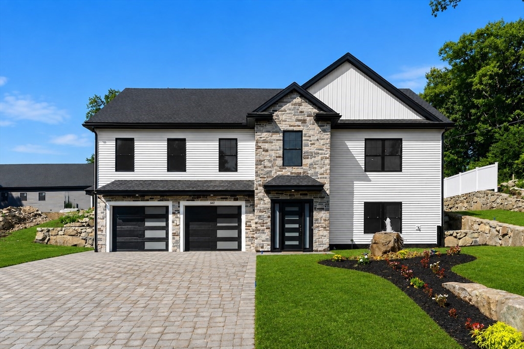 660 HILDRETH ST in Dracut