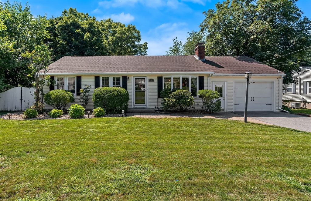 14 Sunset Drive in Northborough