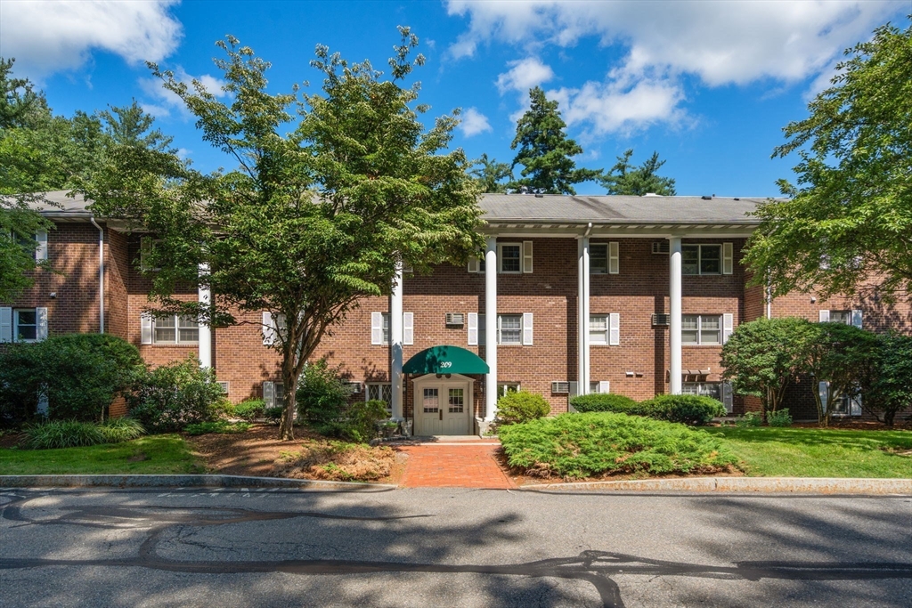 209 Great Rd #C2 in Acton