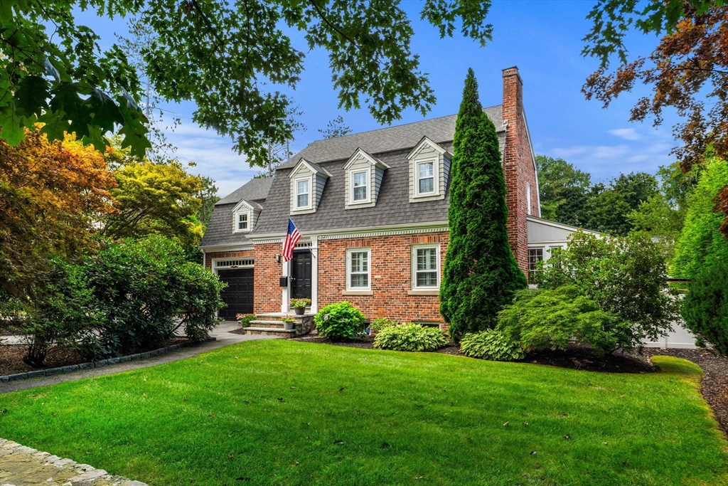 17 Lowell St in Andover