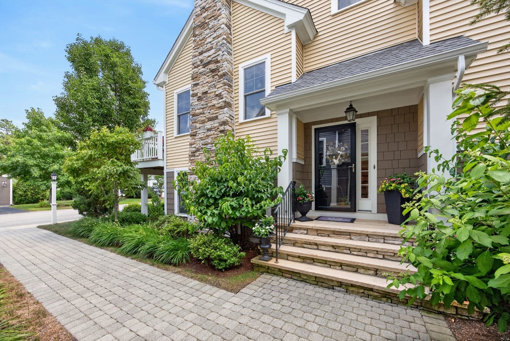 53 Boatwrights Loop in Plymouth