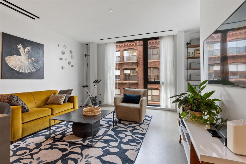 88 Wareham St #401 in Boston