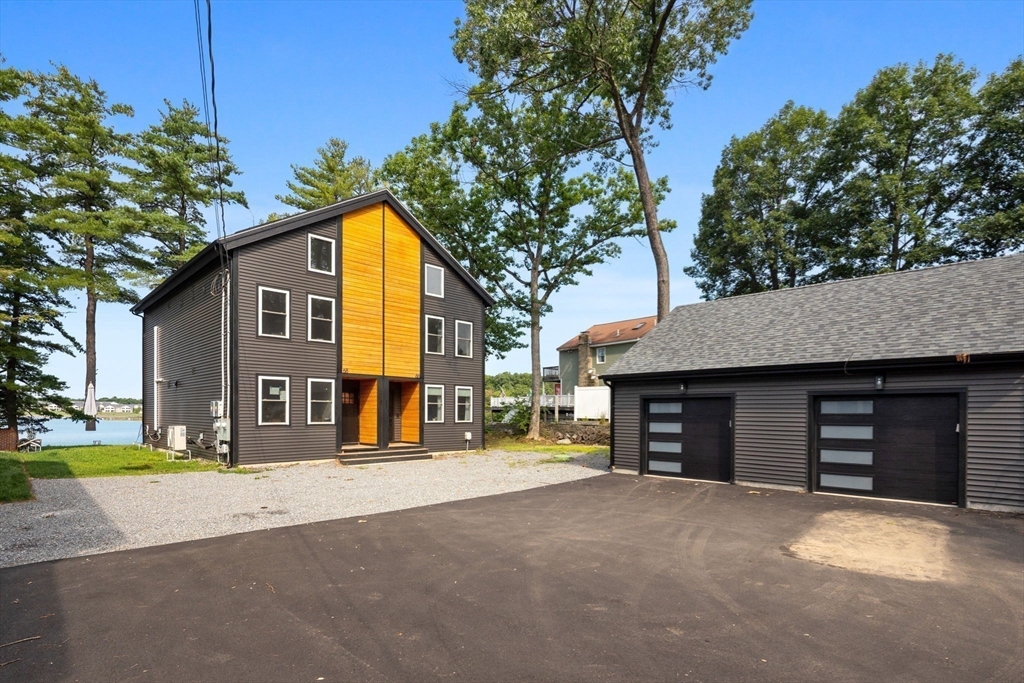66 Laurel Lane #66 in Lunenburg