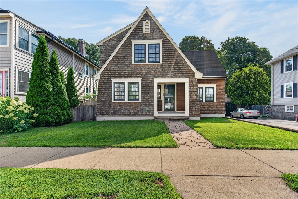 165 Thacher in Milton