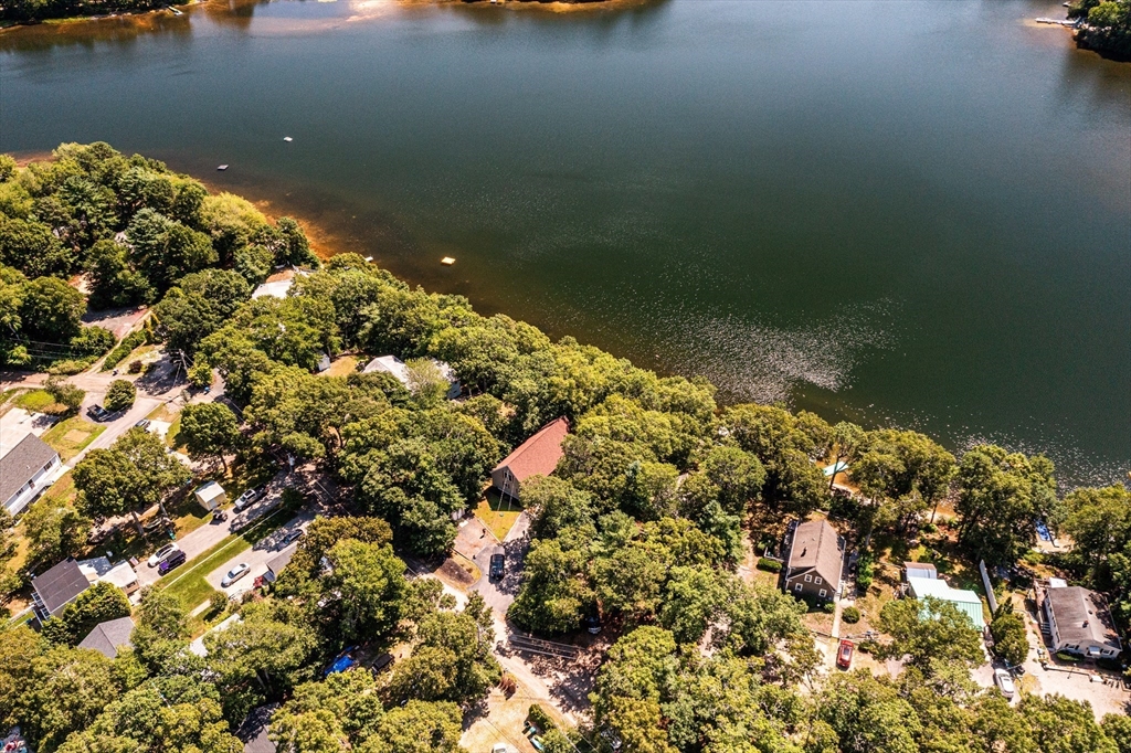 42 Lakeview Blvd in Plymouth