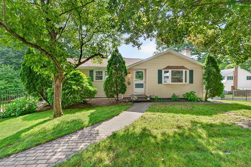 38 Paulson Drive in Burlington