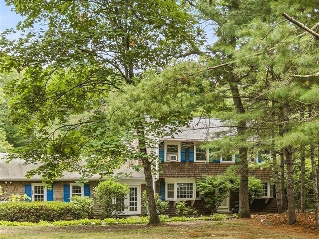 18 Constitution Dr in Plymouth