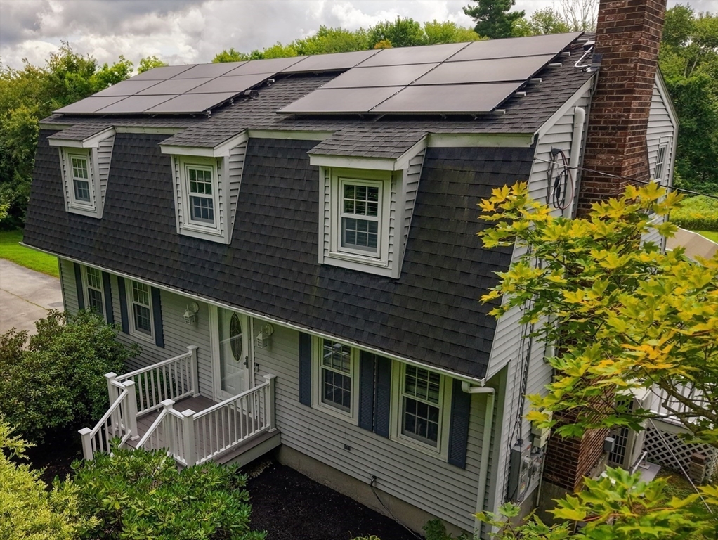 118 Mendon Rd in Sutton