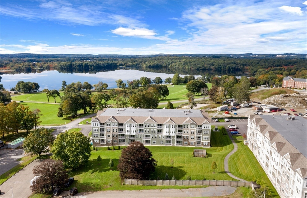 8 Peters Farm Way #105 in Westborough