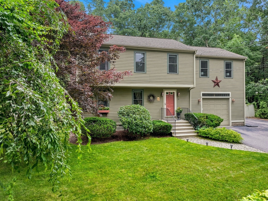 36 Bartlett Street in Pembroke