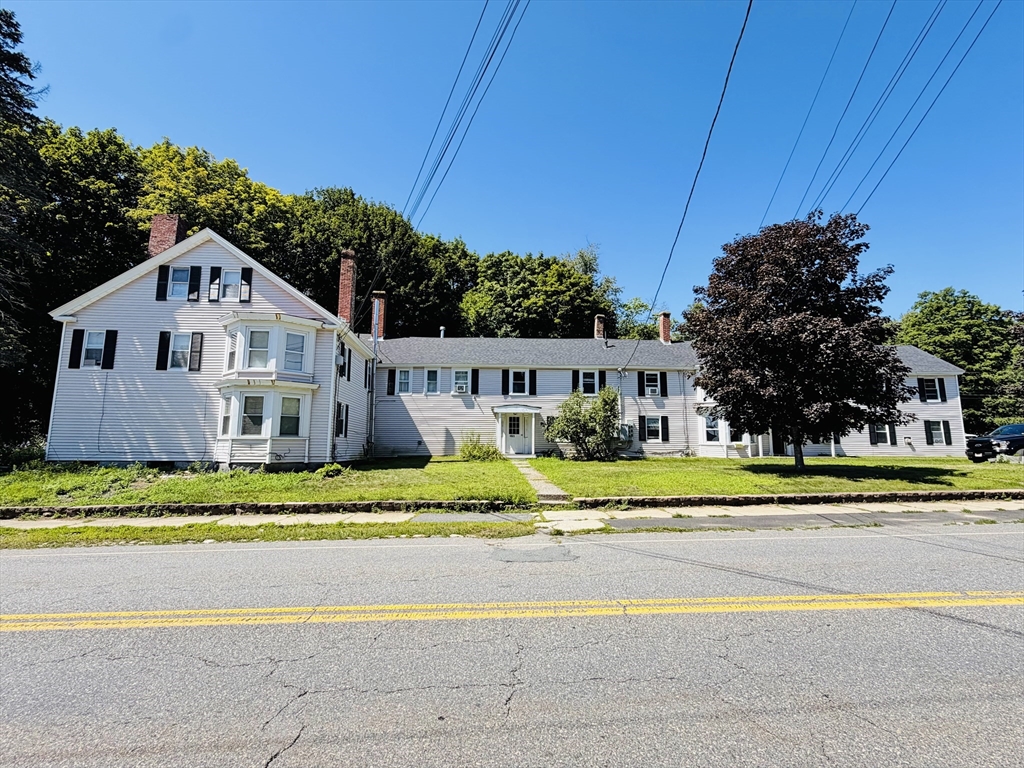 181 Pond St in Leominster