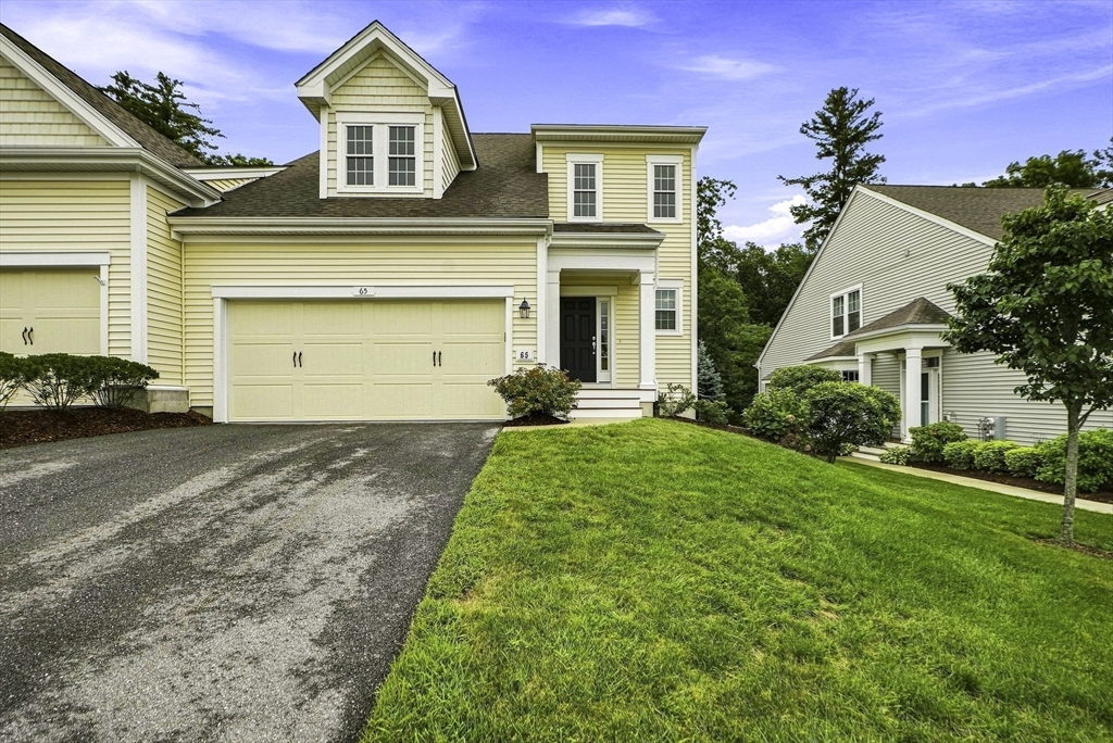 65 Brooksmont Dr #15 in Holliston