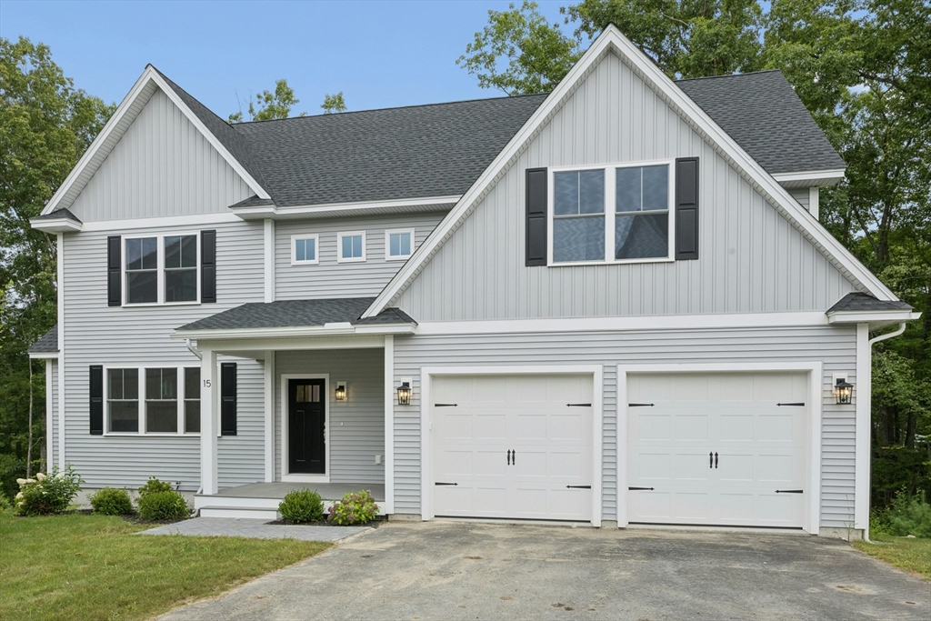15 Gaskins Ln in Ayer
