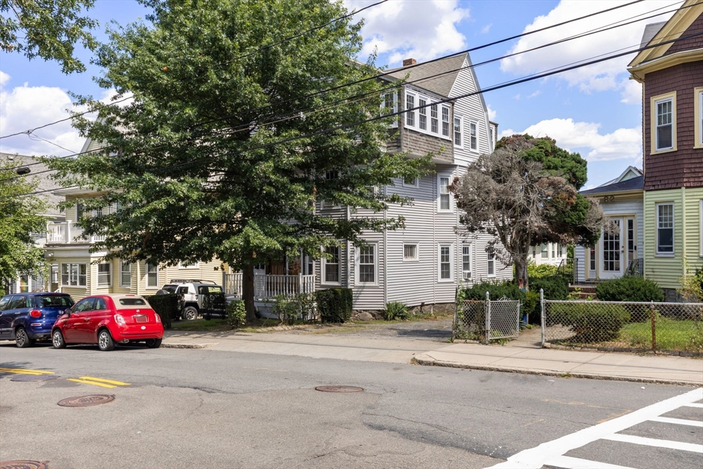 78 Brooks St in Brighton