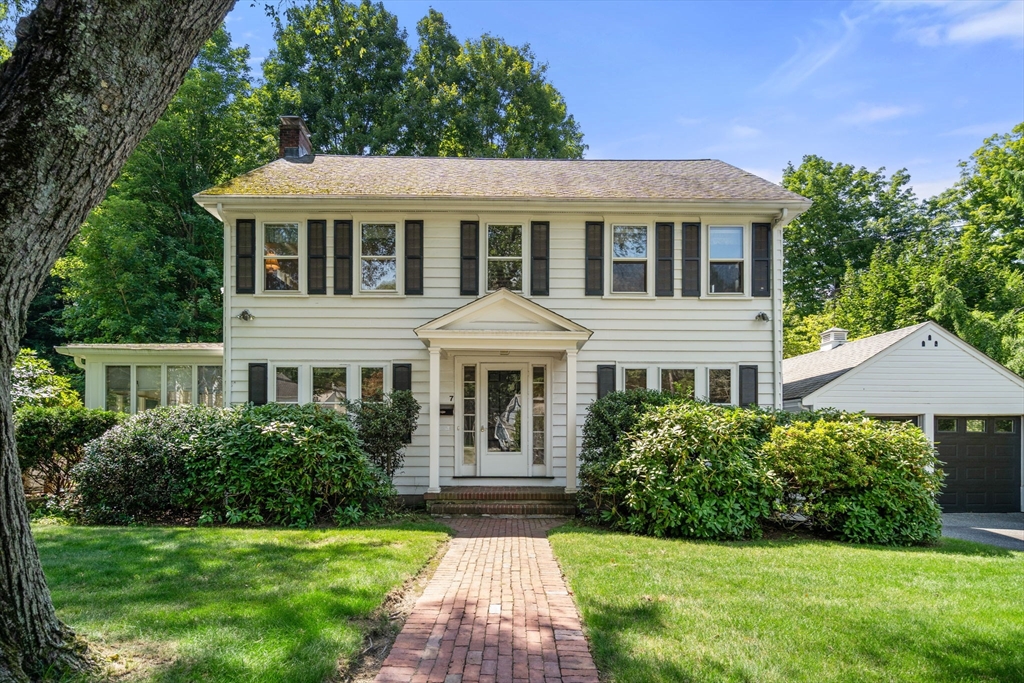 7 Grantland Rd in Wellesley Hills