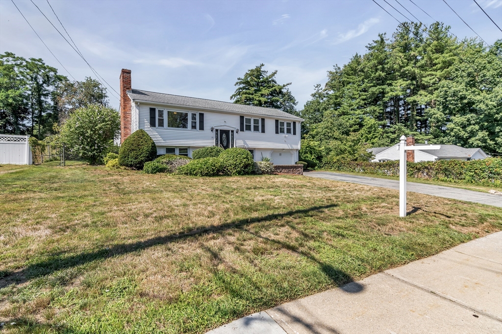 36 Prouty Rd in Burlington