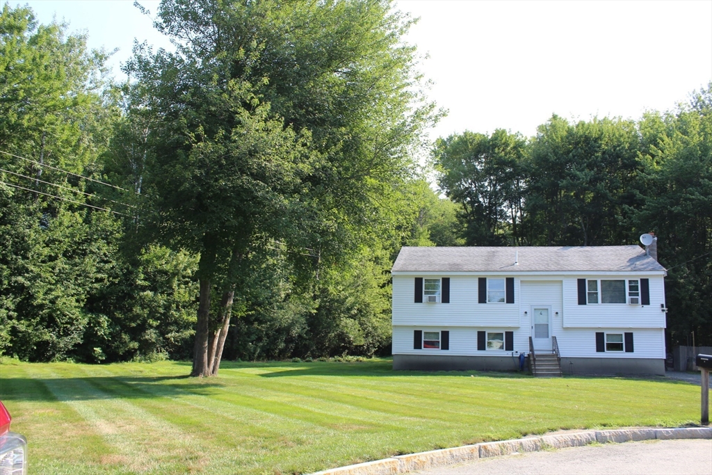 4 Howard George Ct in Salisbury