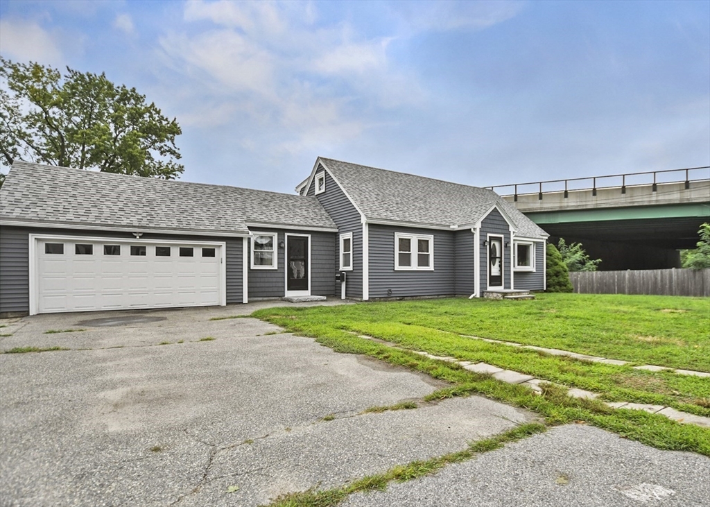 1070 Riverside Dr in Methuen