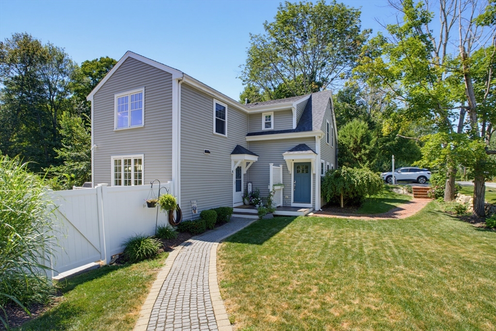 166 Southville Rd #A in Southborough