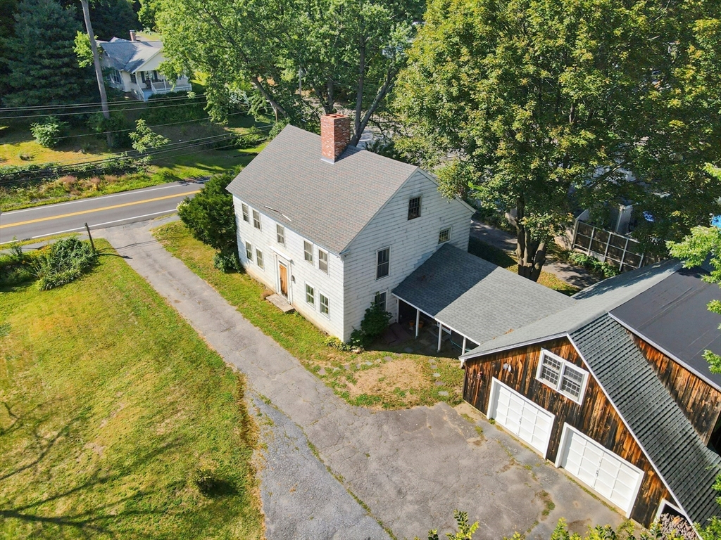 430 Pleasant St in Leominster