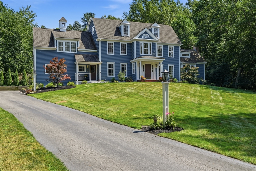 25 Hidden Valley Rd in Marshfield