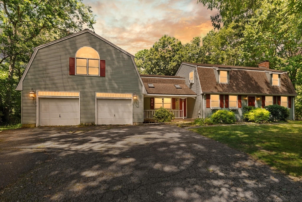 42 Summer St in Foxboro