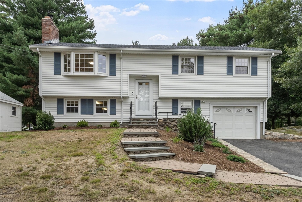 156 Mill St in Burlington