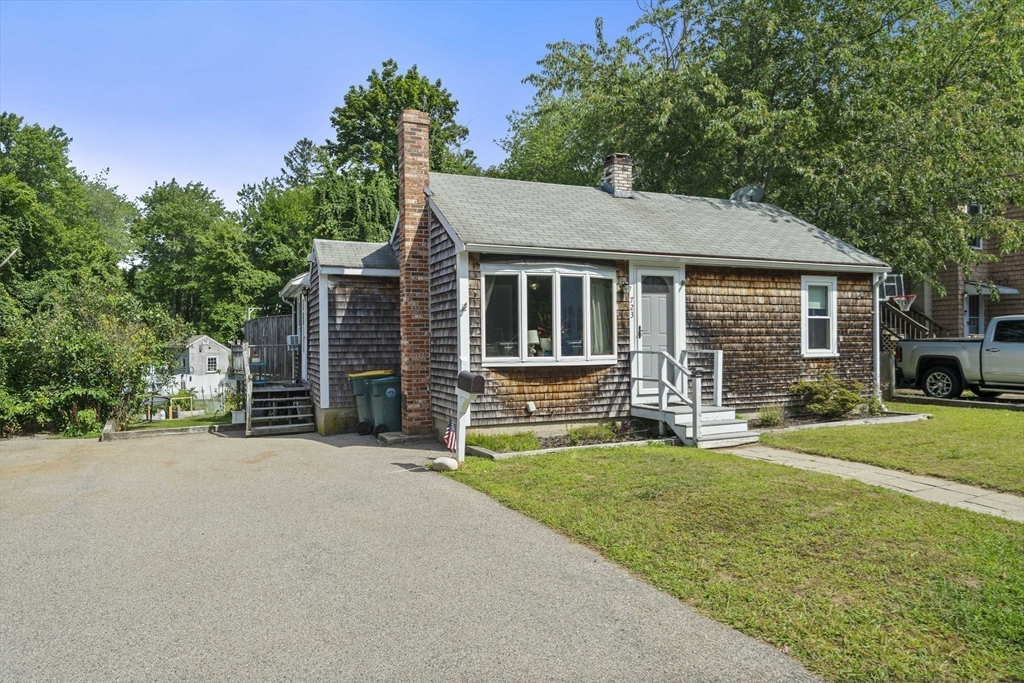 723 Old Randolph in Abington