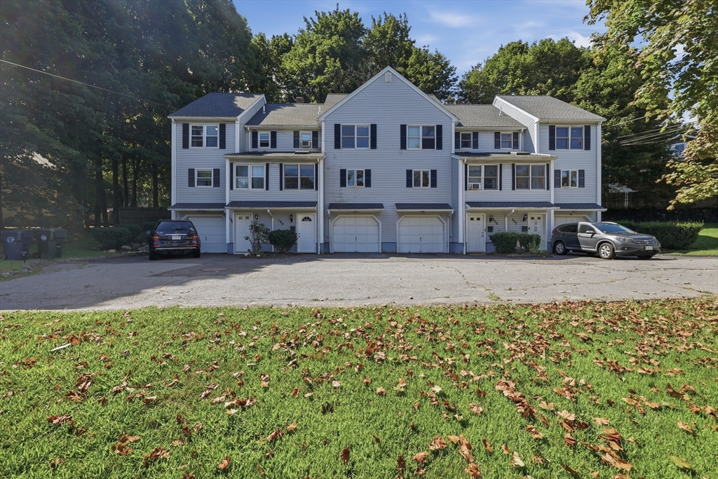 198 Elm Street #198 in Marlborough