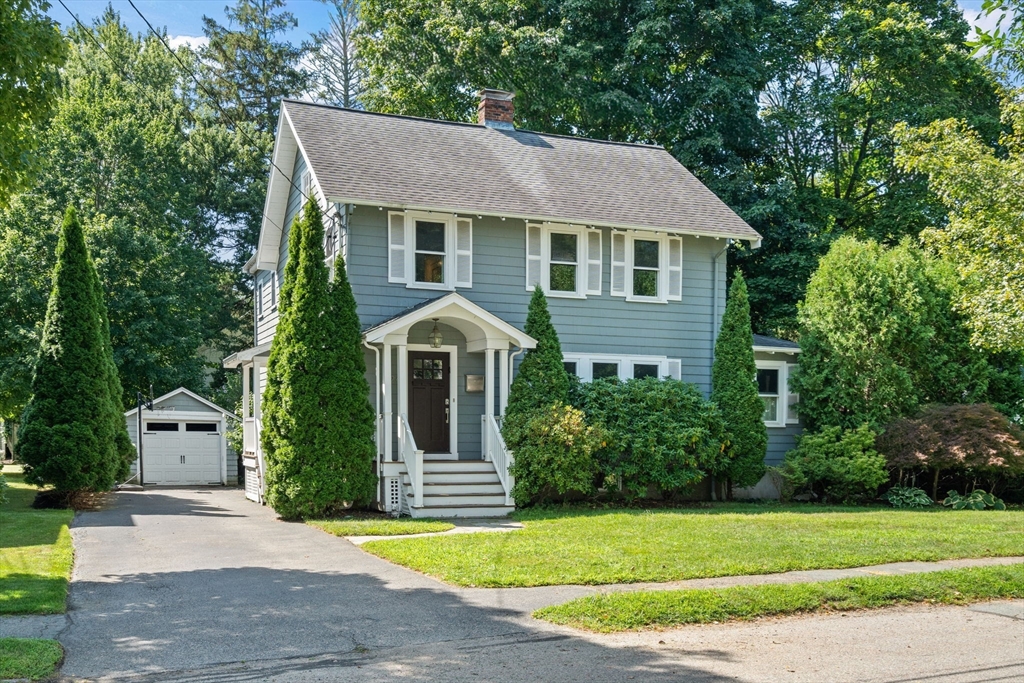 24 Holland St in Needham