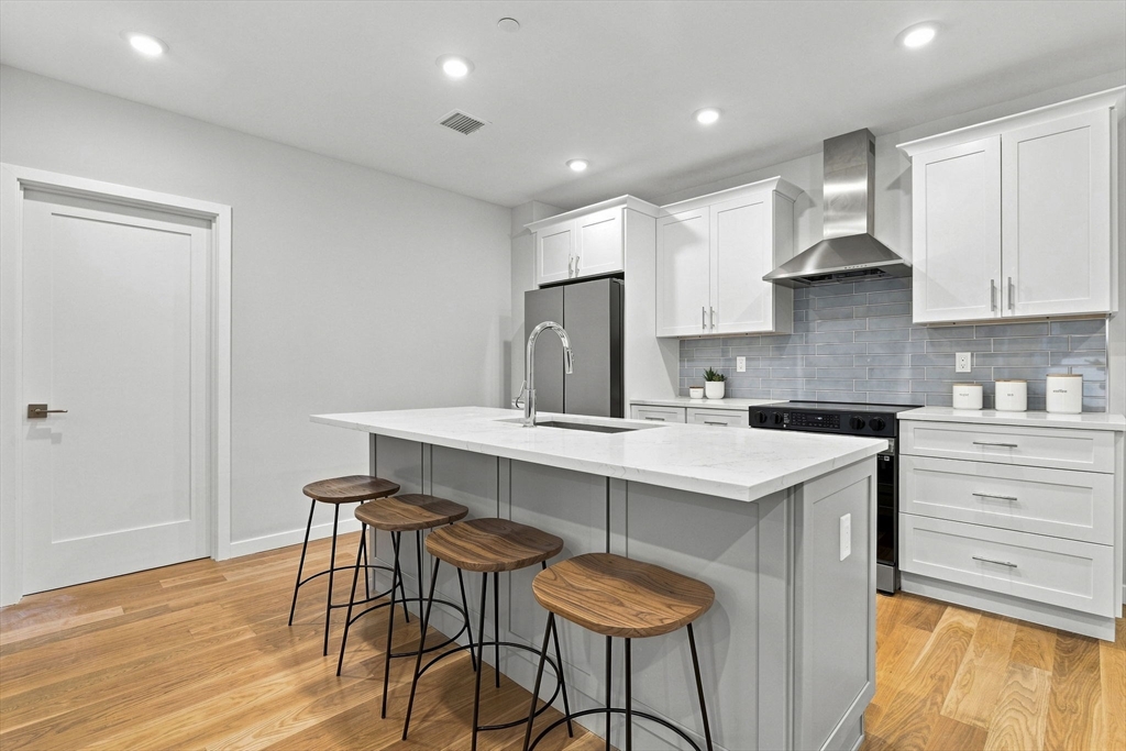 267 Old Colony #206 in Boston