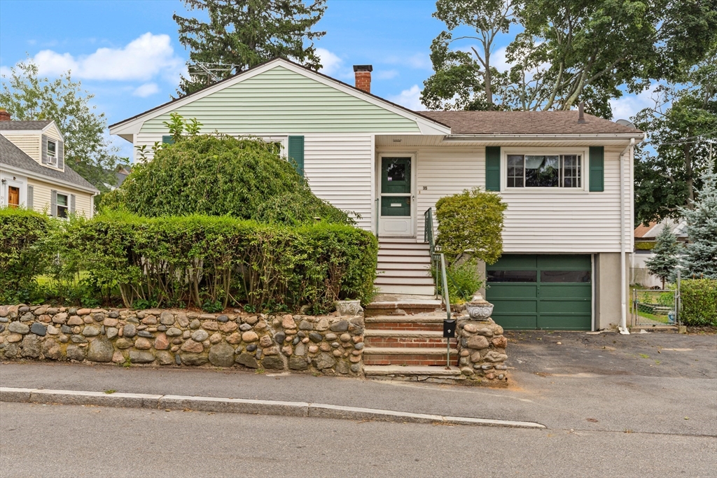 35 Northend Avenue in Salem
