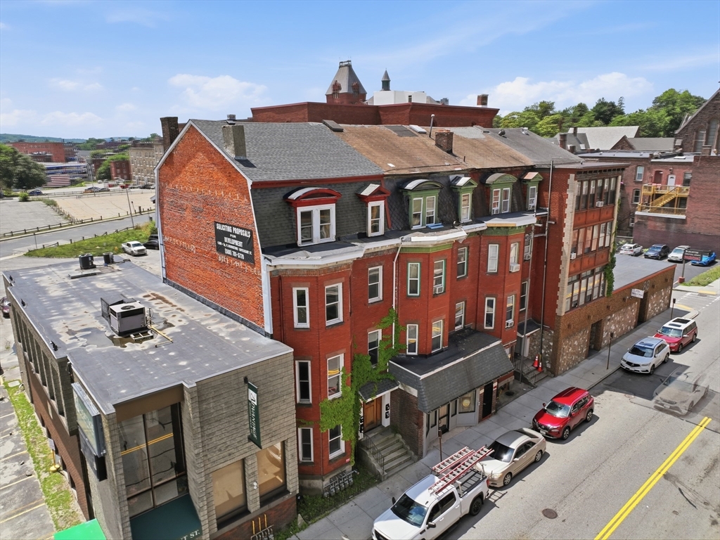 80 Pleasant St in Worcester