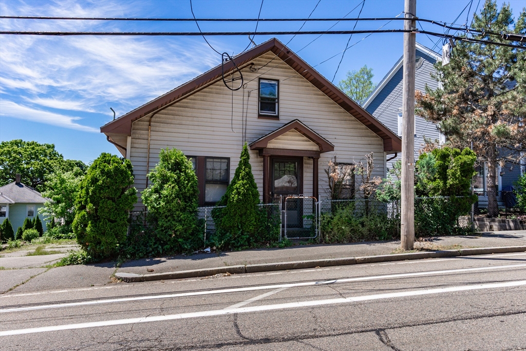 40 Quarry Street in Quincy