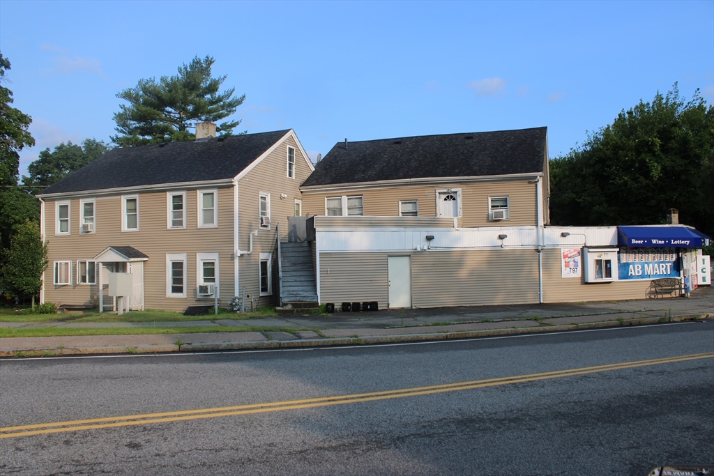 852 Hancock Street in Abington