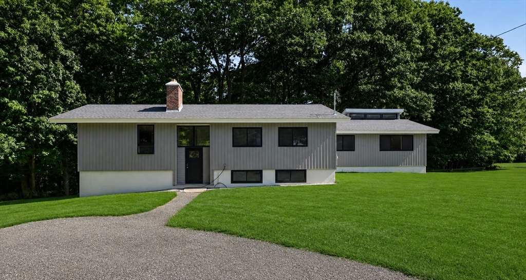 20 Wachusett Street in Leominster
