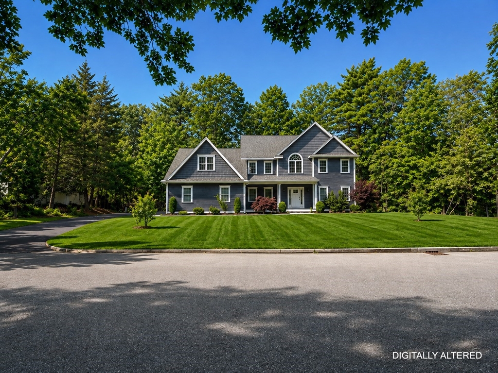 1 Kimberly Ln in Middleton