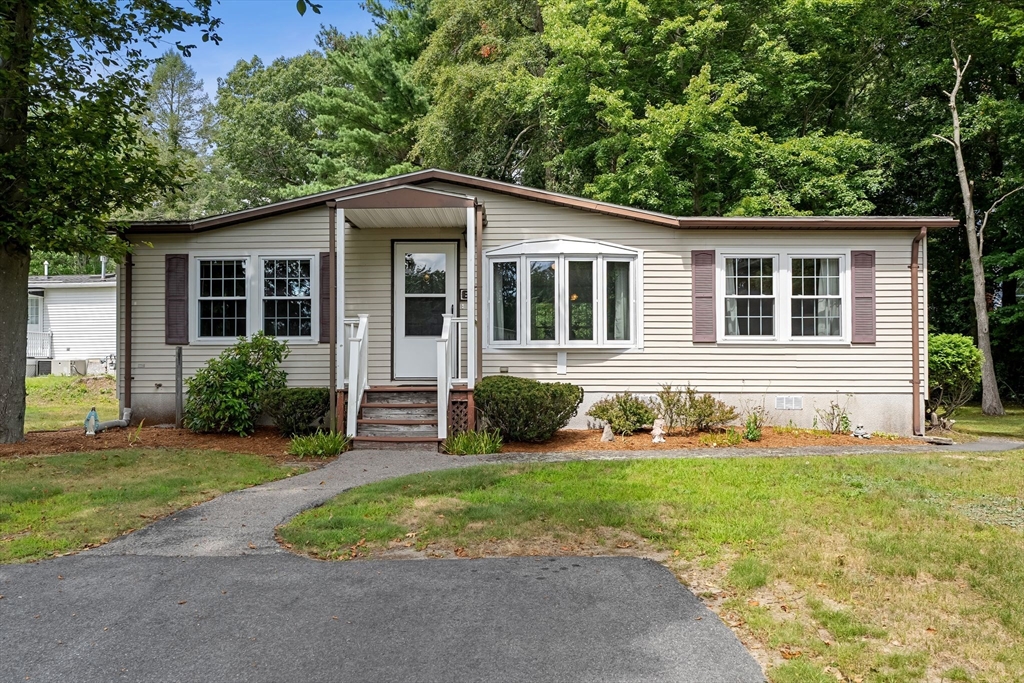6 Cyrpess Circle in Rockland