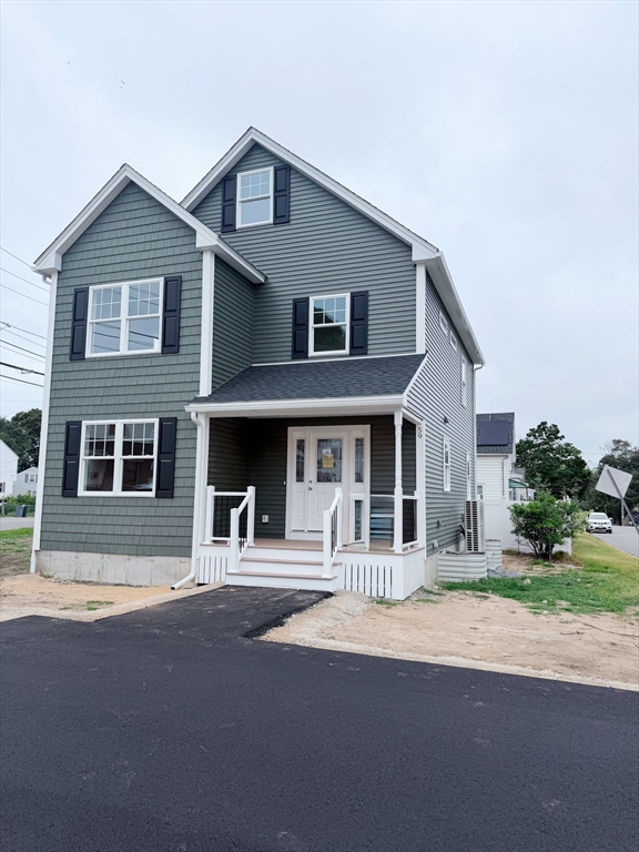 59 Sparks Street in Lowell