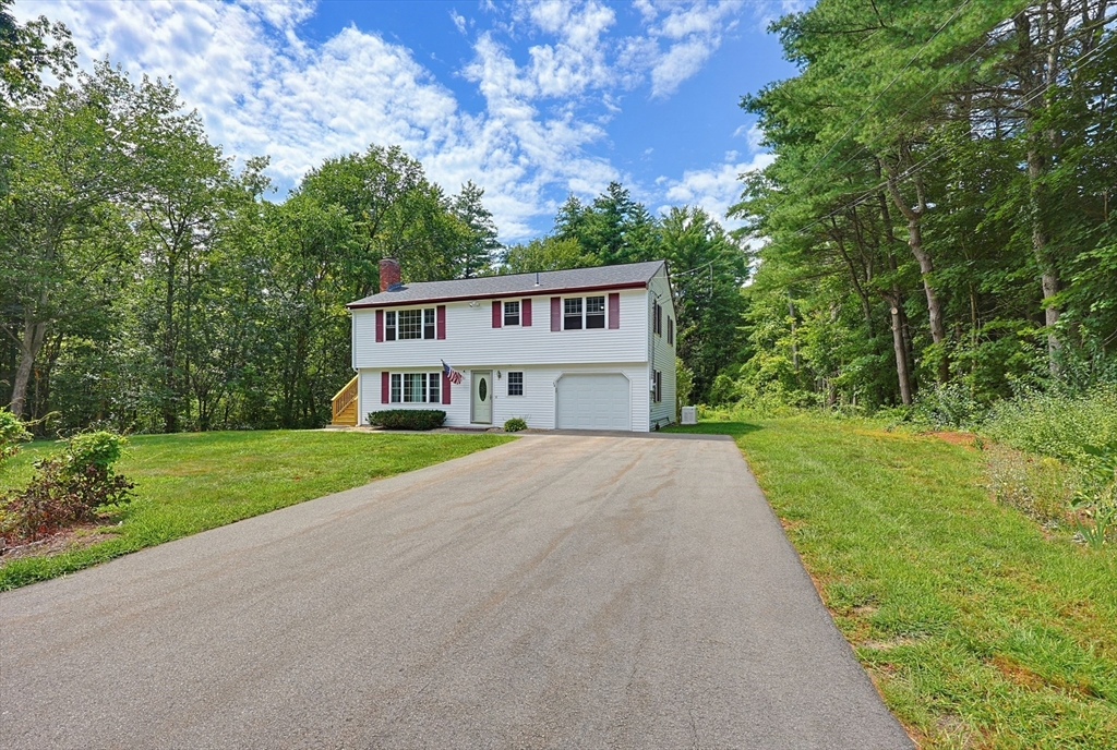 64 Park Street in Pepperell