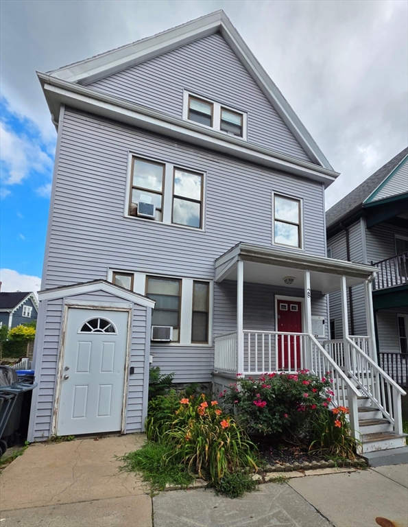 28 Dunreath St in Roxbury