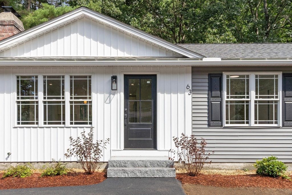 63 Maplewood Dr in Townsend