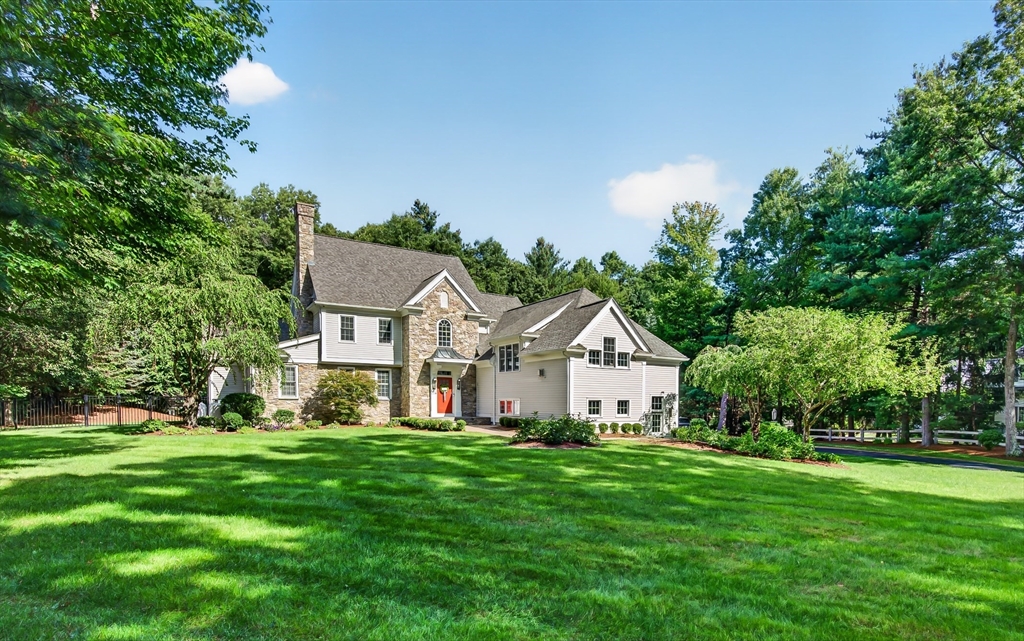 114 Fox Run Rd in Bolton