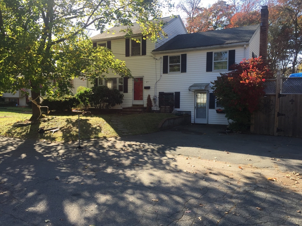 25 Hoover Ave in Brockton