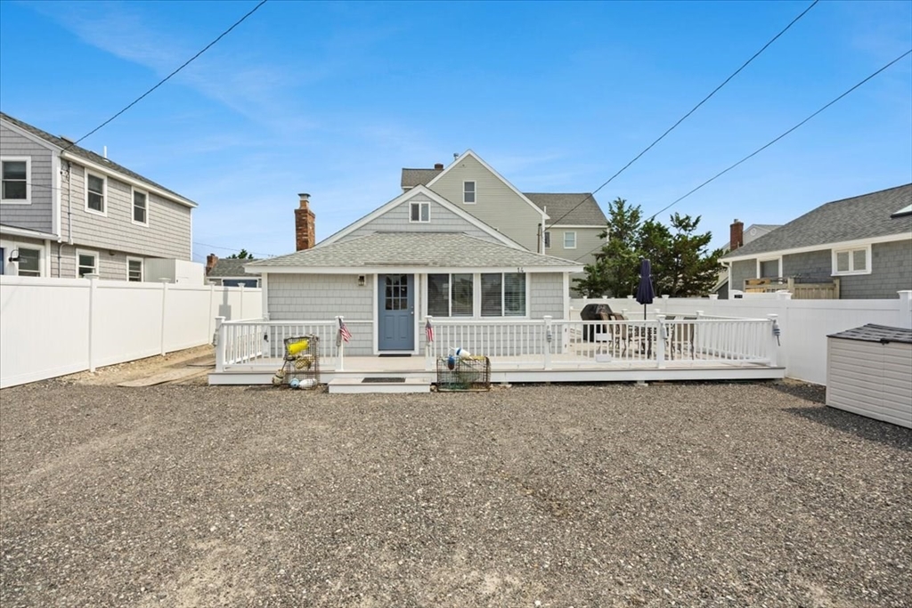 14 Alden St in Scituate
