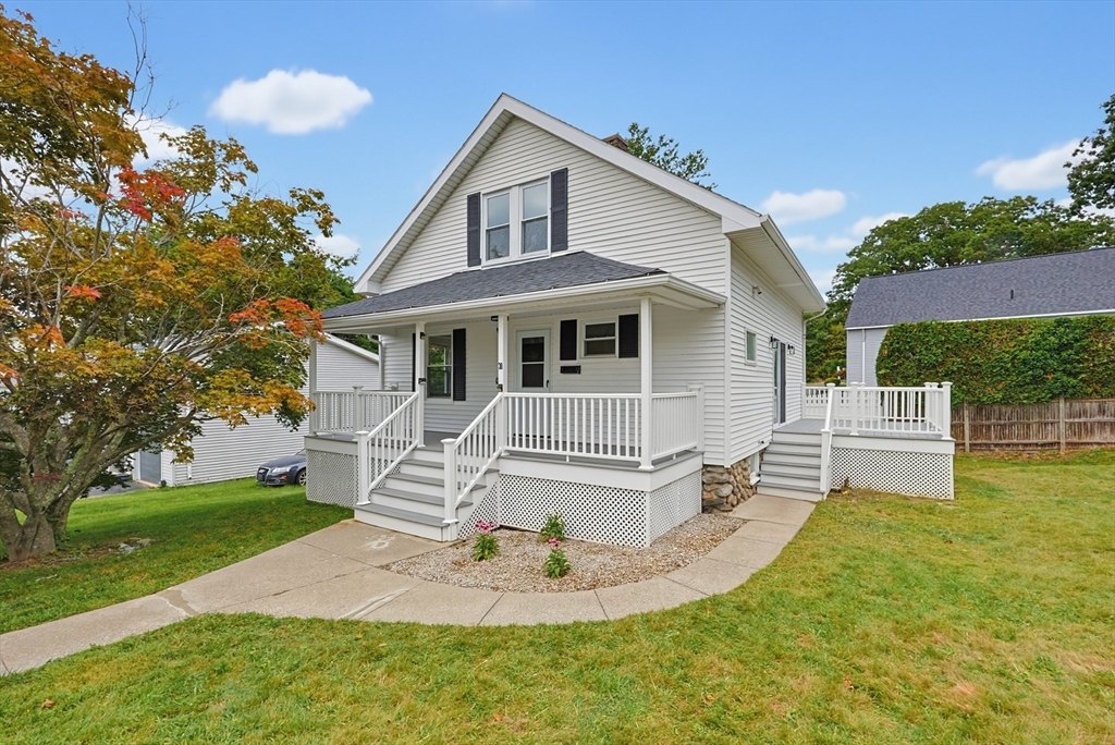 30 Barrett Ave in Worcester