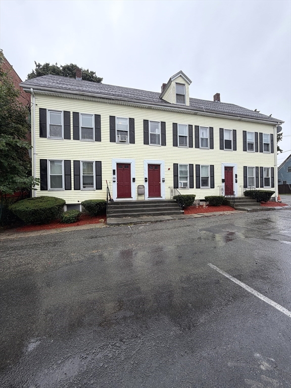 8-12 Exchange Ct in Waltham